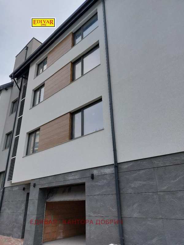 Продава 4-стаен, гр. добрич, свети георги