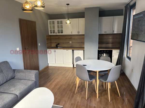 Продава  3-стаен гр. Разлог, област Благоевград
      90 кв.м
