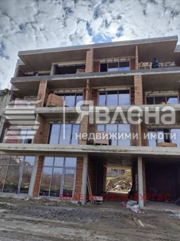 Продава  3-стаен гр. Приморско, област Бургас
      100 кв.м