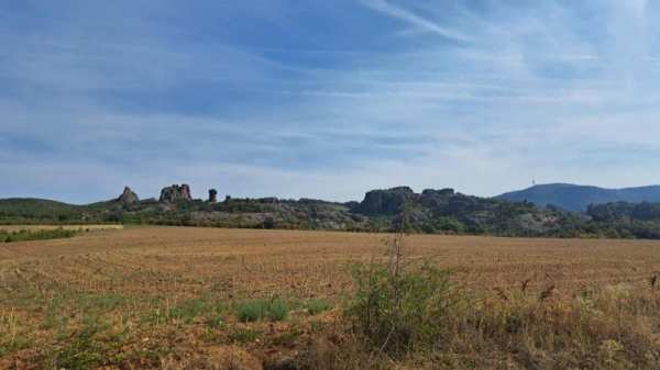 Продава парцел, гр. белоградчик, област видин