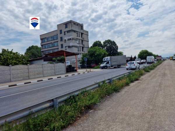 Продава бизнес имот, с. труд, област пловдив