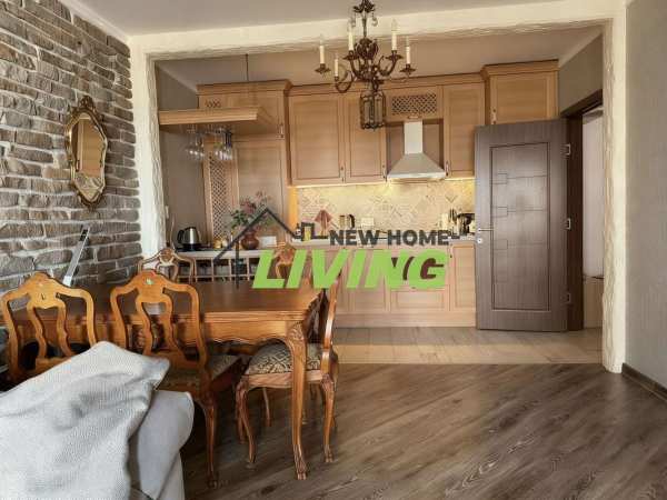 Продава 3-стаен, гр. бургас, лазур