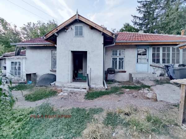 Продава къща, с. червена вода, област русе