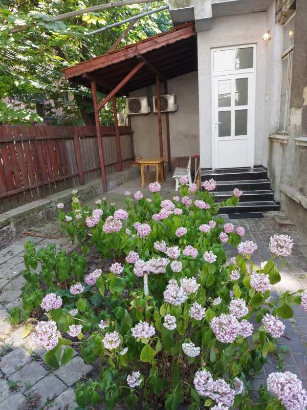 Продава къща, гр. русе, център