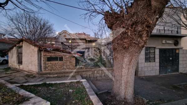 Продава  къща гр. Айтос, област Бургас
      122 кв.м