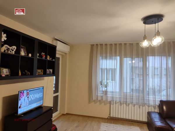 Продава 3-стаен, гр. враца, център