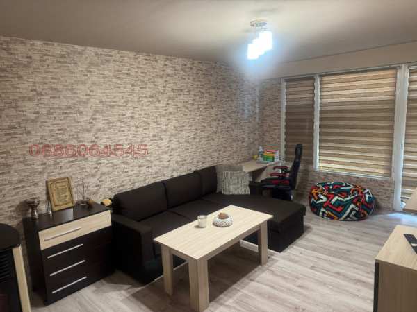 Продава 2-стаен, гр. ловеч, широк център