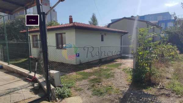 Продава къща, гр. варна, м-т пчелина