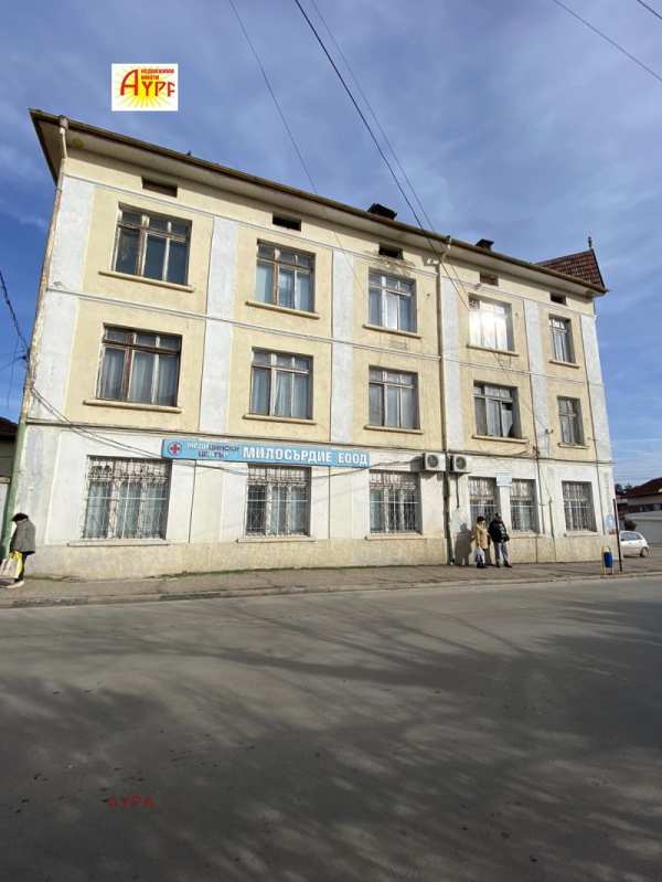 Продава бизнес имот, гр. бяла слатина, област враца