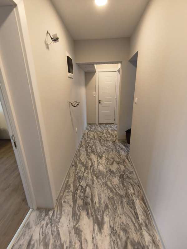 Продава 4-стаен, гр. варна, цветен квартал