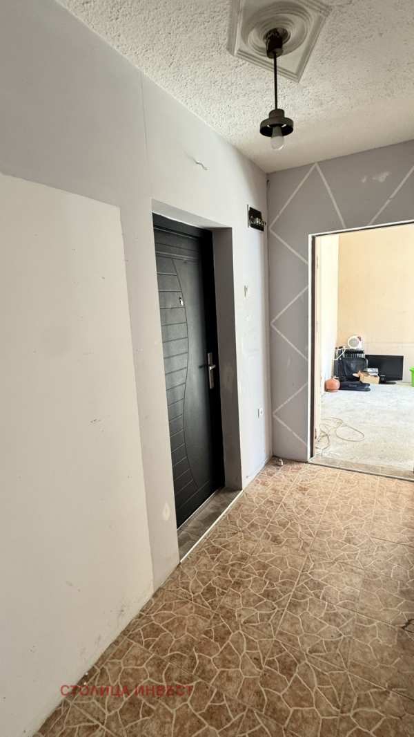 Продава 1-стаен, гр. русе, родина 2