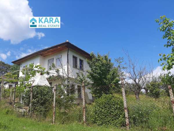 Продава вила, с. невестино, област кърджали