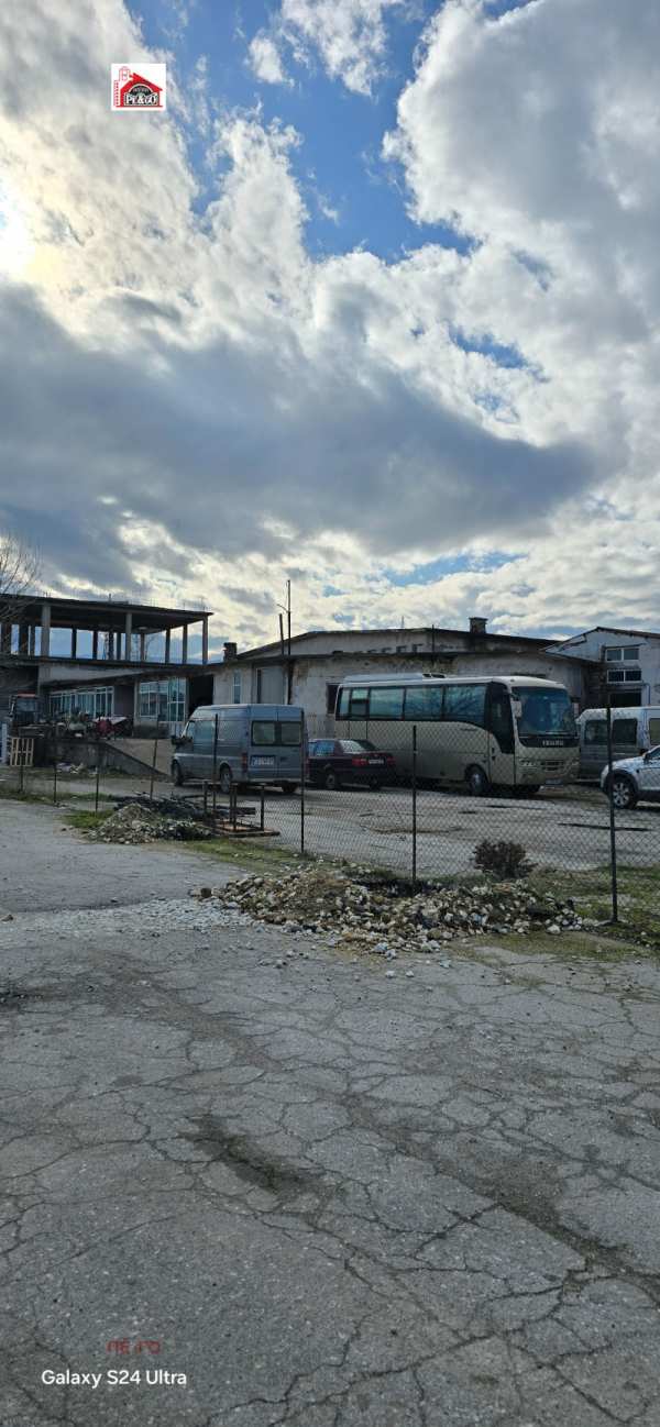 Продава склад, гр. пазарджик, промишлена зона