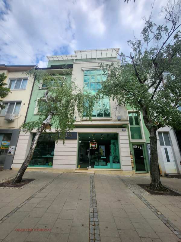 Продава магазин, гр. благоевград, идеален център
