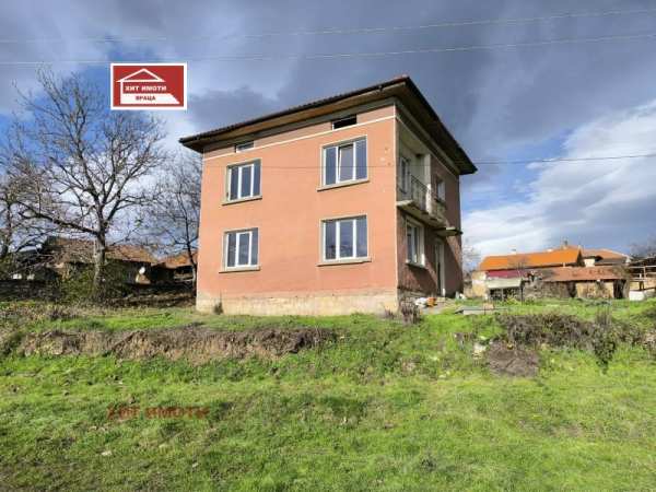 Продава къща, с. костелево, област враца