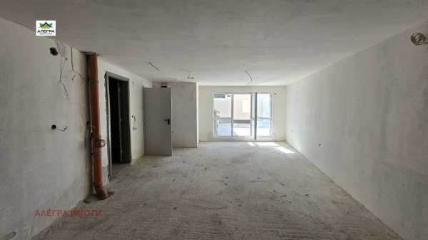 Продава офис, гр. пазарджик, руски