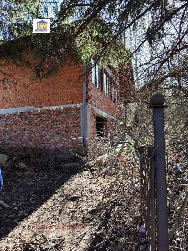 Продава къща, с. рударци, област перник