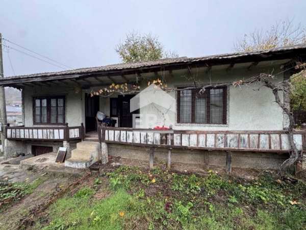 Продава къща, с. калипетрово, област силистра