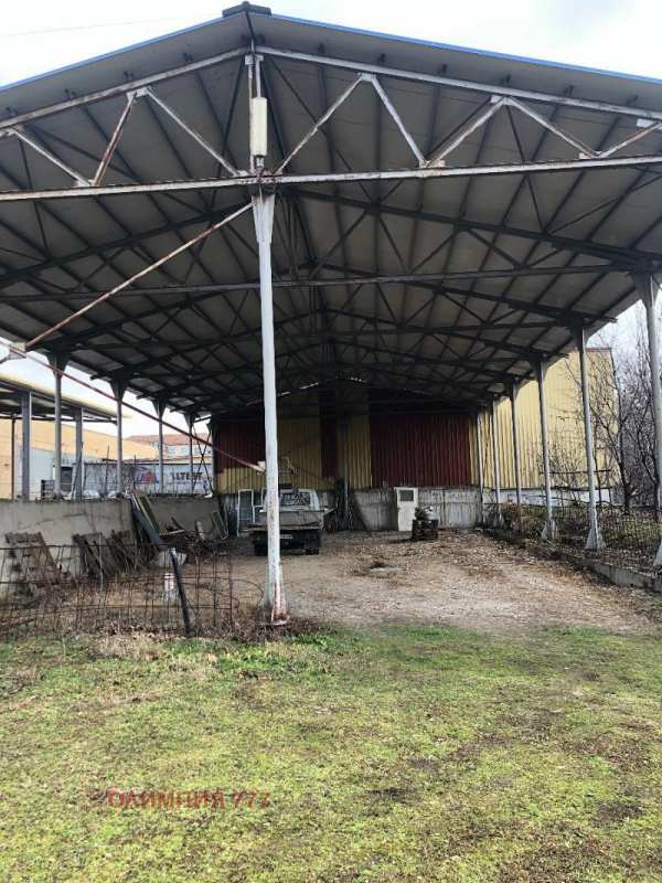 Продава пром. помещение, гр. плевен, индустриална зона - запад