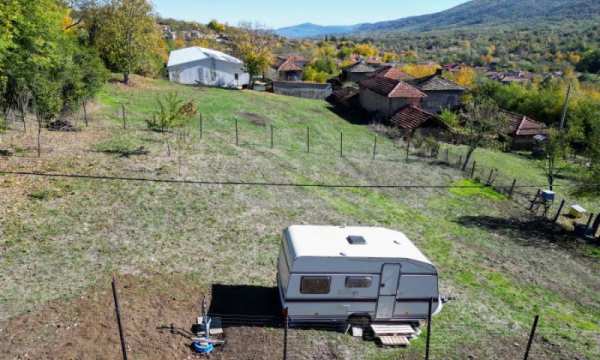 Продава парцел, с. голец, област ловеч