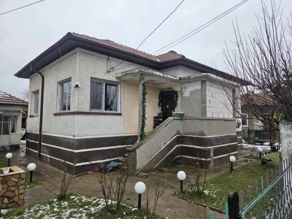 Продава къща, с. капитановци, област видин