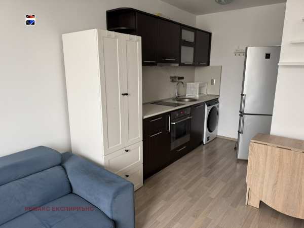 Продава 1-стаен, гр. пловдив, тракия