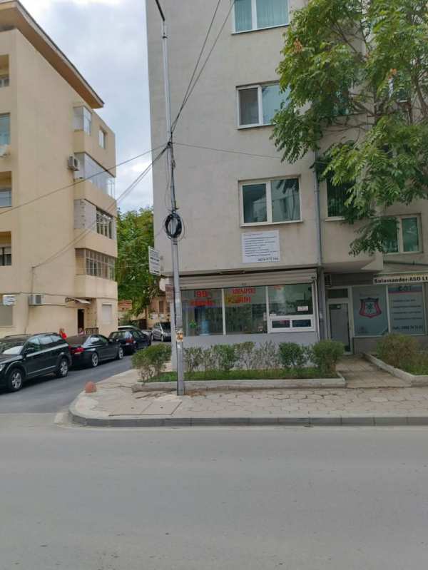 Продава офис, гр. благоевград, идеален център