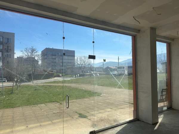 Продава магазин, гр. пещера, област пазарджик