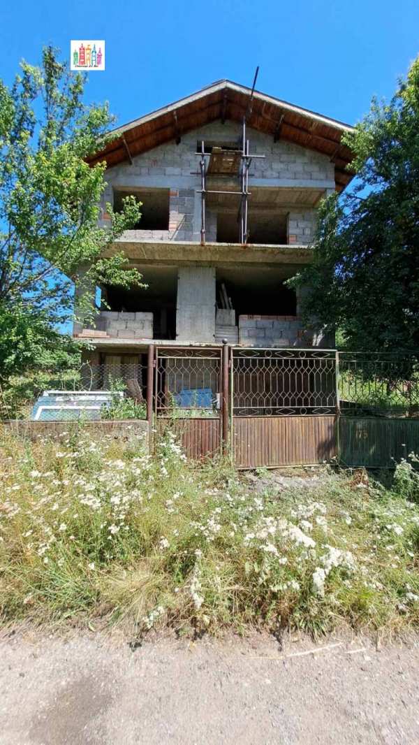 Продава къща, с. слаковци, област перник
