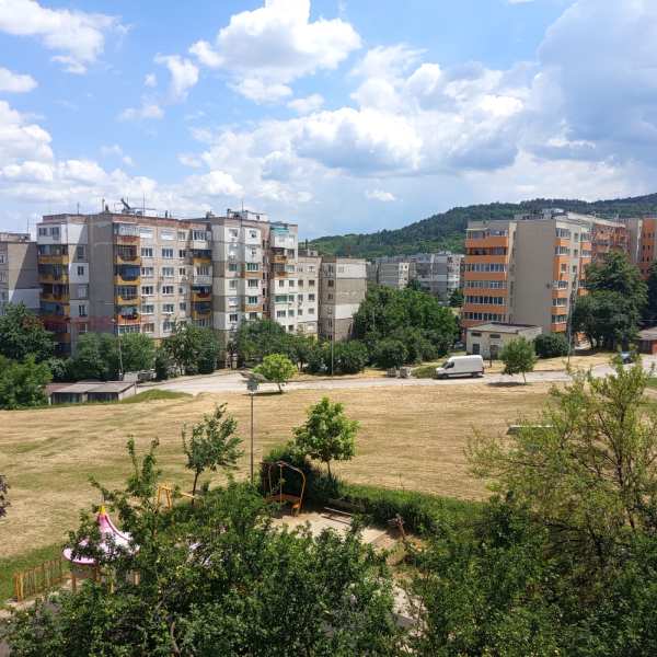 Продава 3-стаен, гр. ловеч, младост