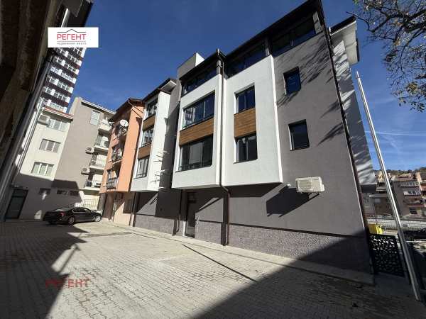 Продава 4-стаен, гр. габрово, център