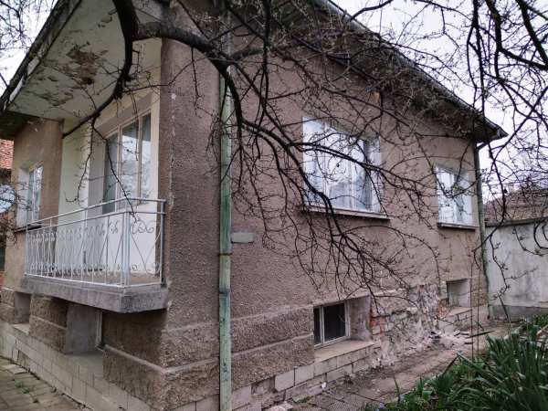 Продава къща, гр. перник, могиличе