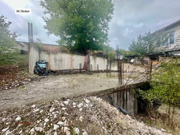 Продава парцел, гр. сливница, област софия област