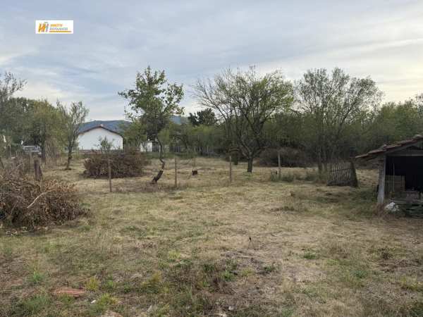 Продава парцел, с. чакали, област велико търново