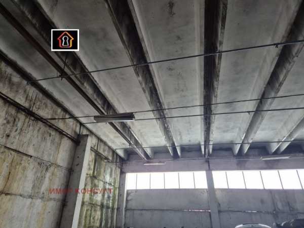 Продава склад, гр. враца, складова база