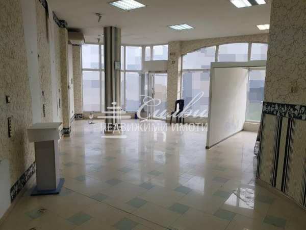 Продава  офис град Шумен, Център
      110 кв.м