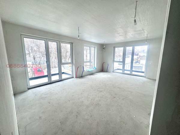 Продава 4-стаен, гр. софия, красно село