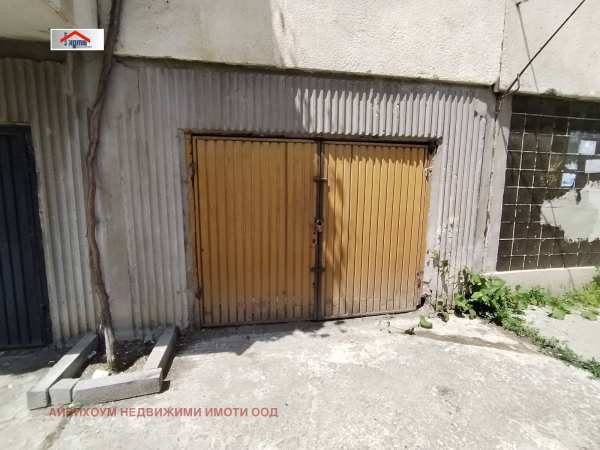 Продава гараж, паркомясто, гр. плевен, дружба 4