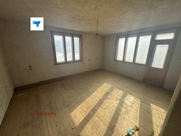 Продава многостаен, гр. велинград, област пазарджик