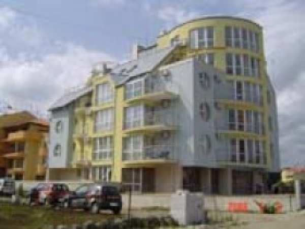 Продава гараж, паркомясто, с. лозенец, област бургас