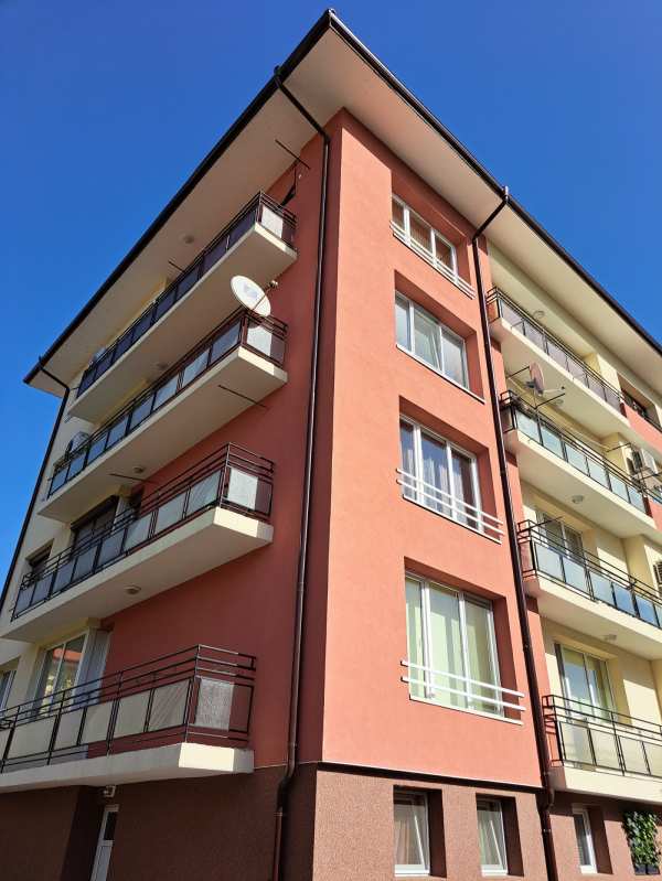 Продава 3-стаен, гр. ботевград, област софия област