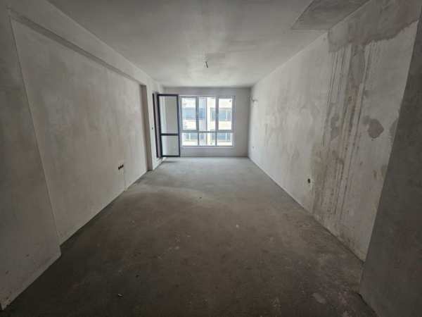 Продава 3-стаен, гр. кърджали, възрожденци