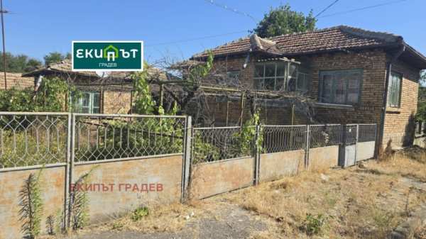 Продава къща, с. брестак, област варна