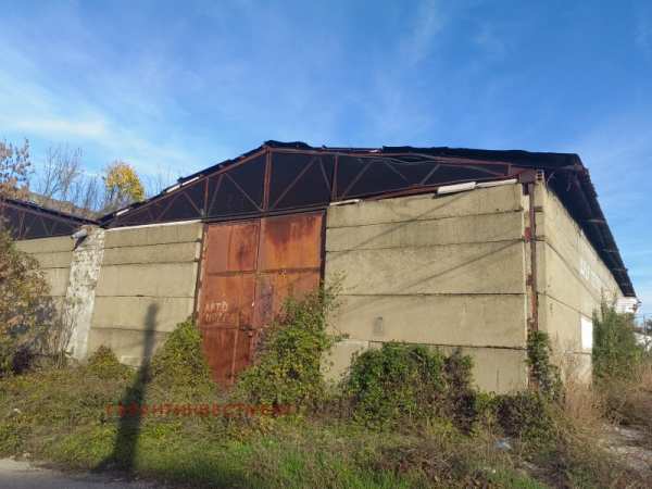Продава склад, гр. горна оряховица, област велико търново