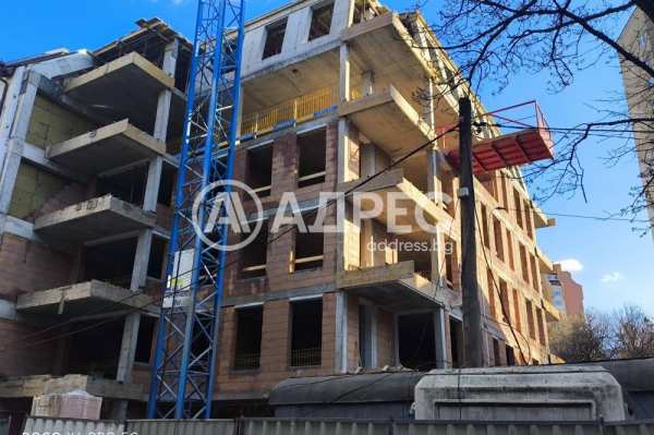 Продава 3-стаен, гр. софия, красно село