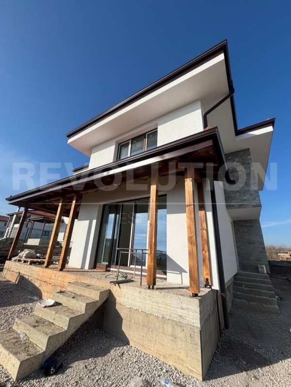 Продава къща, с. гурмазово, област софия област