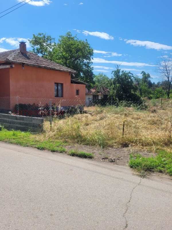 Продава къща, с. връв, област видин