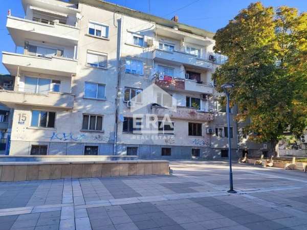 Продава 2-стаен, гр. ямбол, център