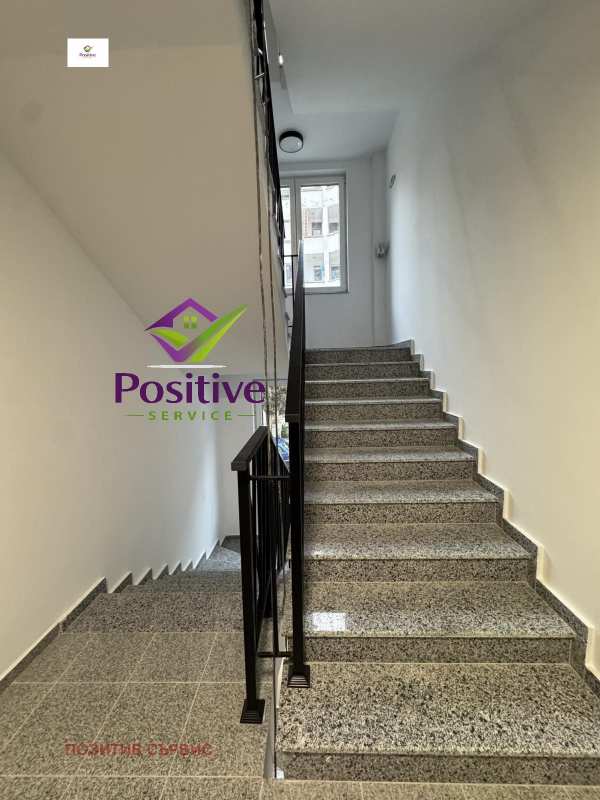 Продава 2-стаен, гр. бургас, възраждане