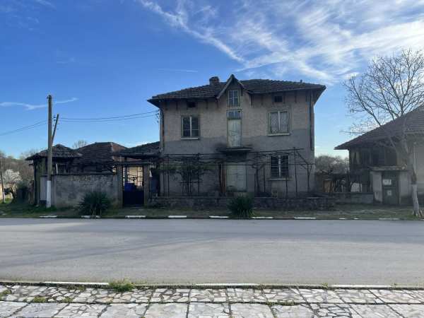 Продава къща, с. горица, област търговище